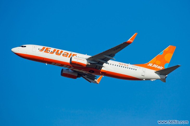 Cổ phiếu Jeju Air tụt dốc kỷ lục sau tai nạn thảm họa - Ảnh 1.